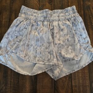 Lululemon Tracker short